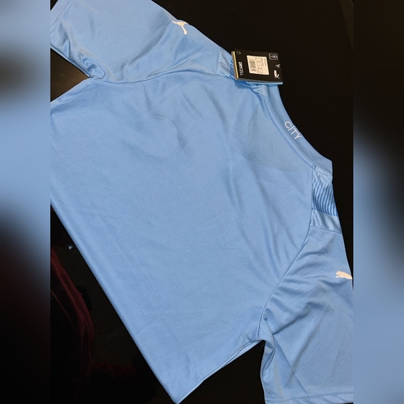 Soccer shirts - Picture 6 of 16